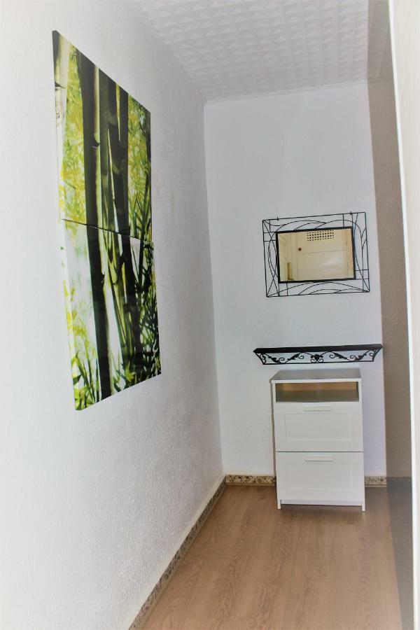 Apartamento A 5 Min De La Playa Y El Centro Almería Exteriör bild